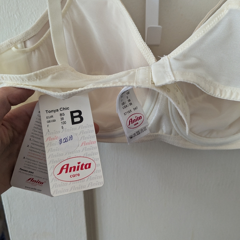 Anita Care Tonya chic Post Mastectomy Bra 38B Cream Underwire Padded Molded - Picture 4 of 4